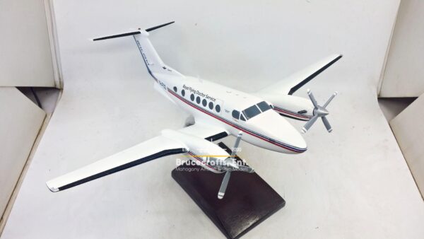 Beechcraft King Air B200 RFDS VH-FDD Mount Isa Base